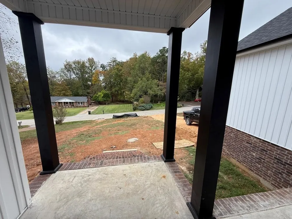 1322 E Blythe St Paris, TN 38242