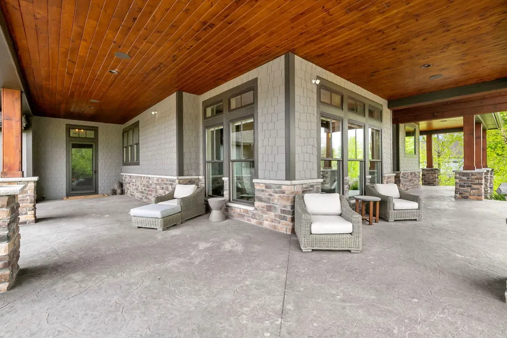 12611 20th Street West Lakeland, MN 55082