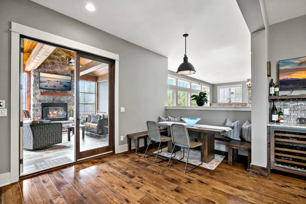 12611 20th Street West Lakeland, MN 55082