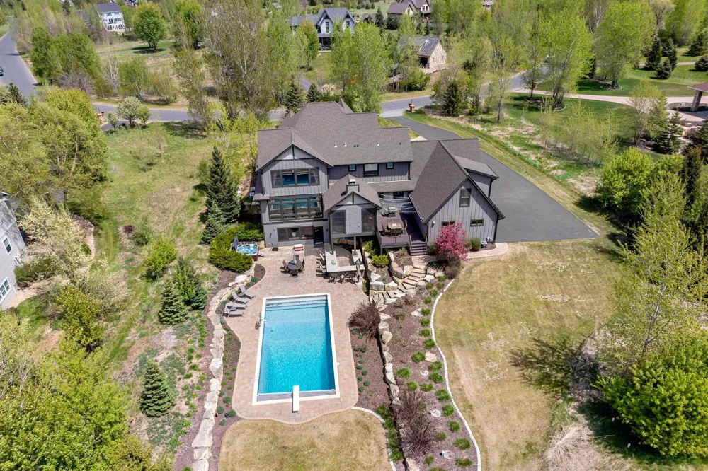 12611 20th Street West Lakeland, MN 55082