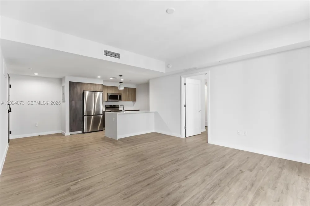 697 Miami Ave #1810 Miami, FL 33136