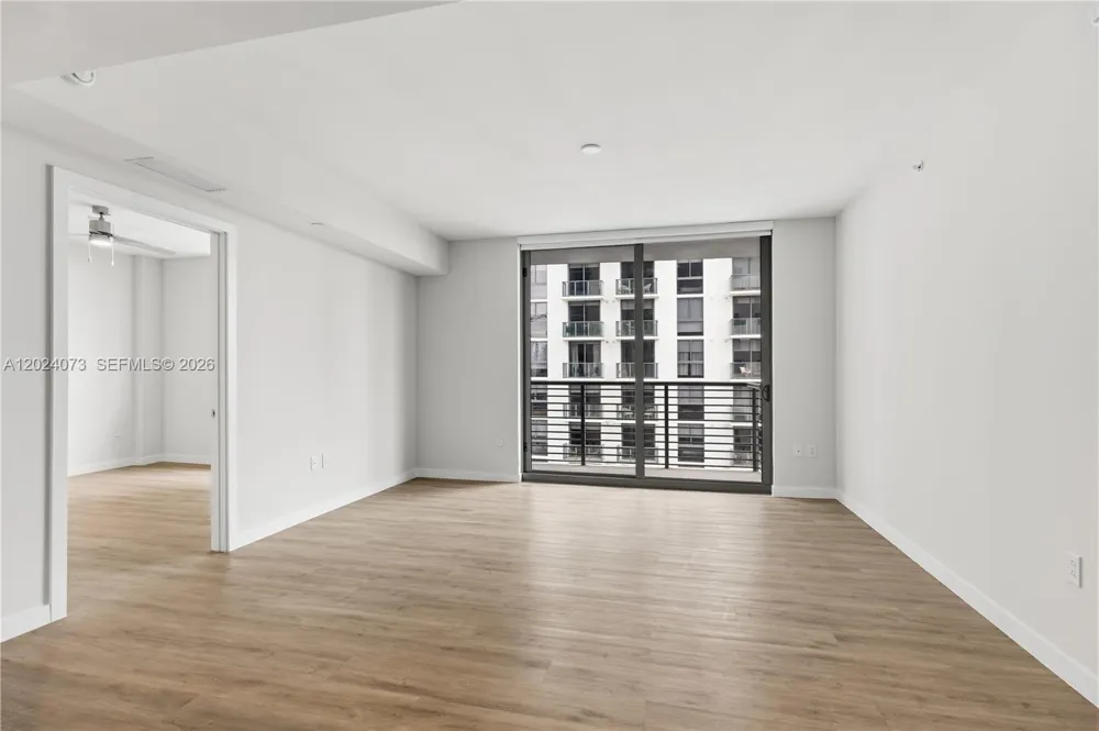 697 Miami Ave #1810 Miami, FL 33136