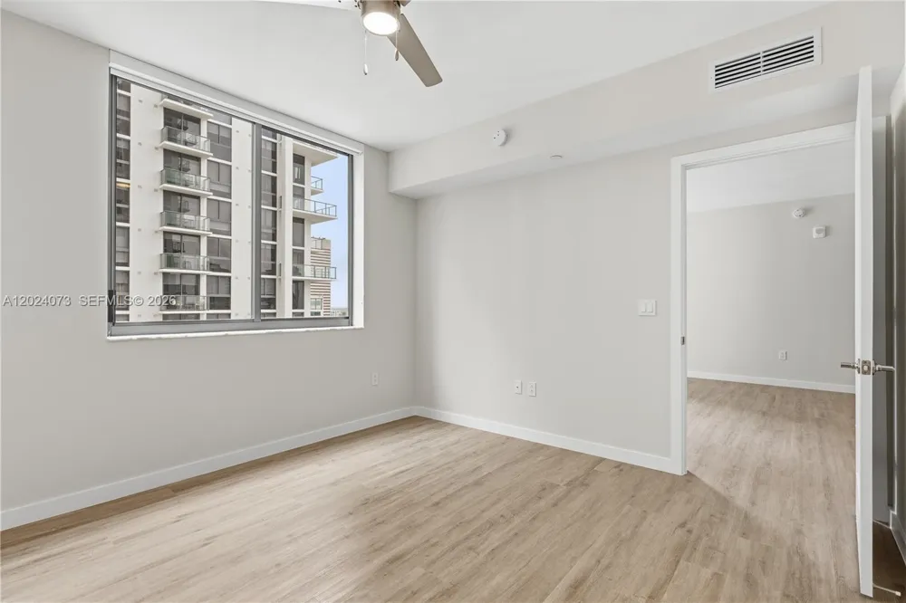 697 Miami Ave #1810 Miami, FL 33136
