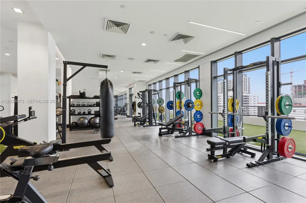 697 Miami Ave #1810 Miami, FL 33136