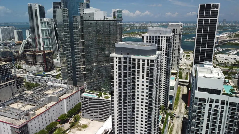 697 Miami Ave #1810 Miami, FL 33136
