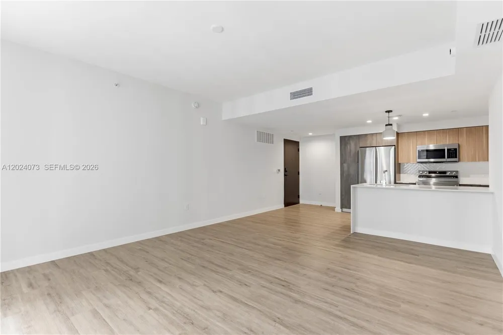 697 Miami Ave #1810 Miami, FL 33136