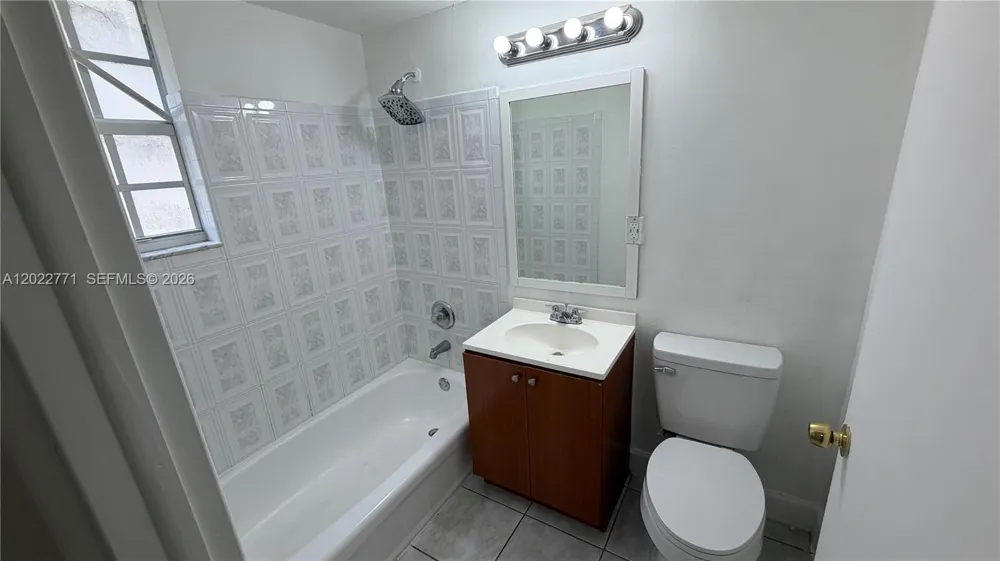 14180 NW 22nd Ave #1 Opa-Locka, FL 33054