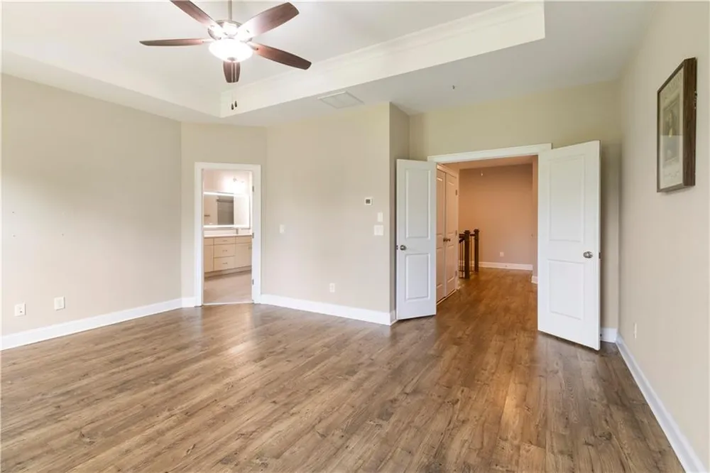 1838 Glenview Park Circle Duluth, GA 30097