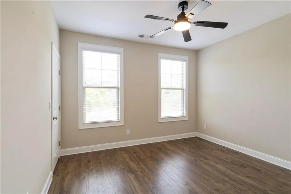 1838 Glenview Park Circle Duluth, GA 30097