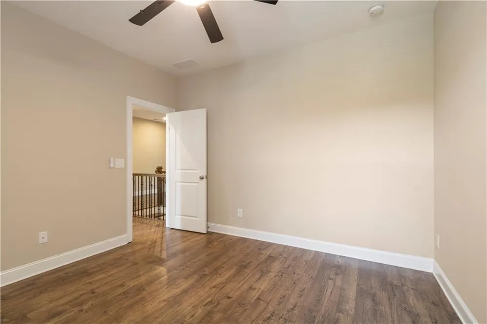 1838 Glenview Park Circle Duluth, GA 30097