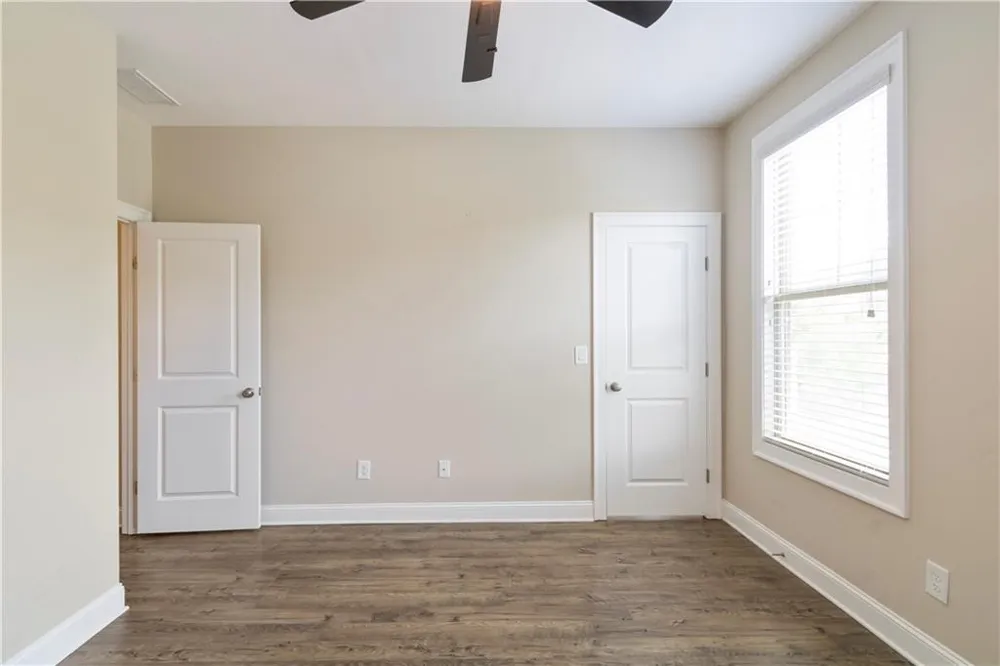 1838 Glenview Park Circle Duluth, GA 30097