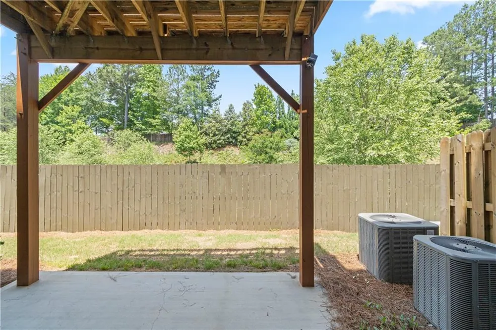 1838 Glenview Park Circle Duluth, GA 30097