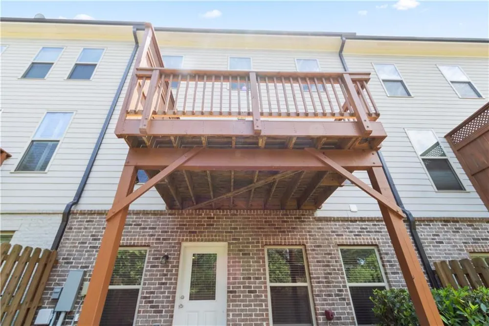 1838 Glenview Park Circle Duluth, GA 30097