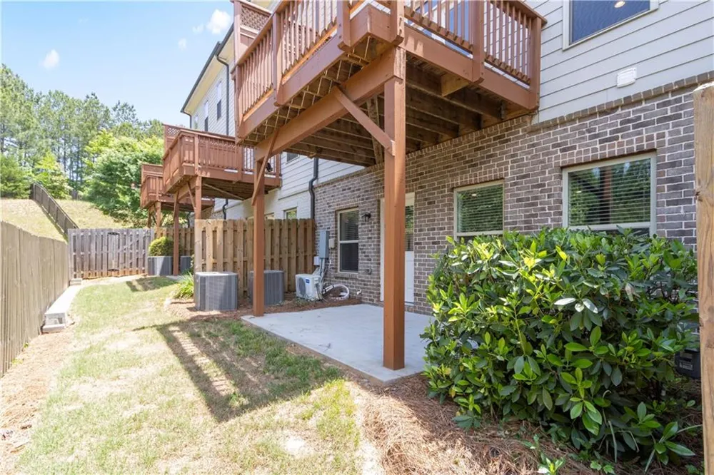1838 Glenview Park Circle Duluth, GA 30097