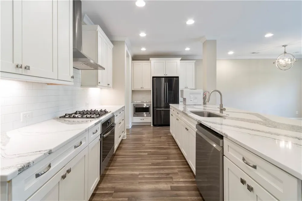 1838 Glenview Park Circle Duluth, GA 30097