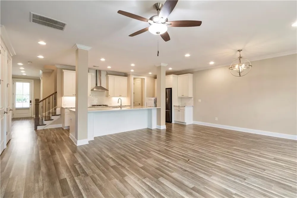 1838 Glenview Park Circle Duluth, GA 30097
