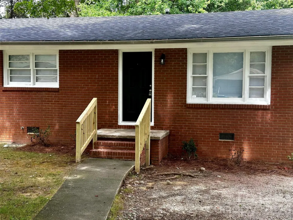110 Mendota Avenue Lexington, NC 27292