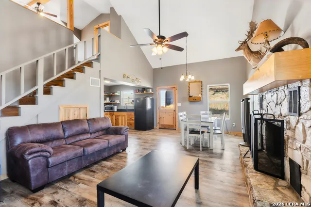 1030 Owl Hollow Leakey, TX 78873