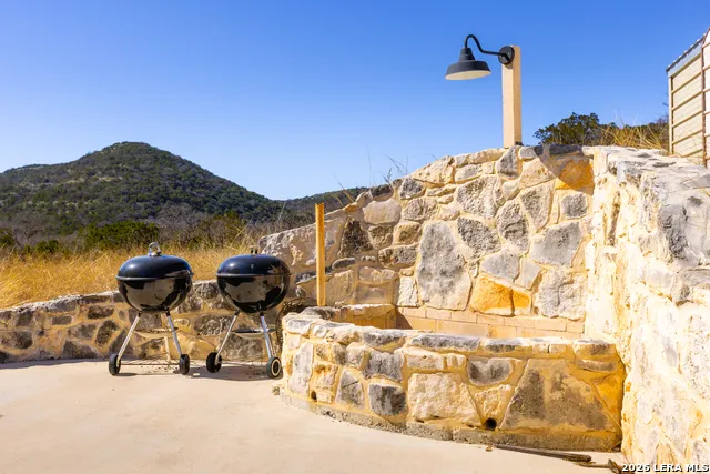 1030 Owl Hollow Leakey, TX 78873