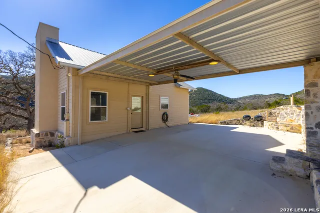 1030 Owl Hollow Leakey, TX 78873