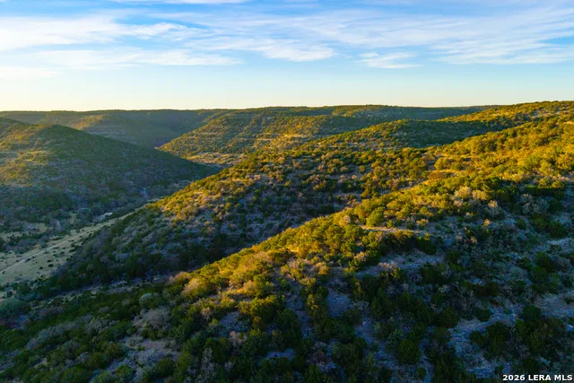1030 Owl Hollow Leakey, TX 78873