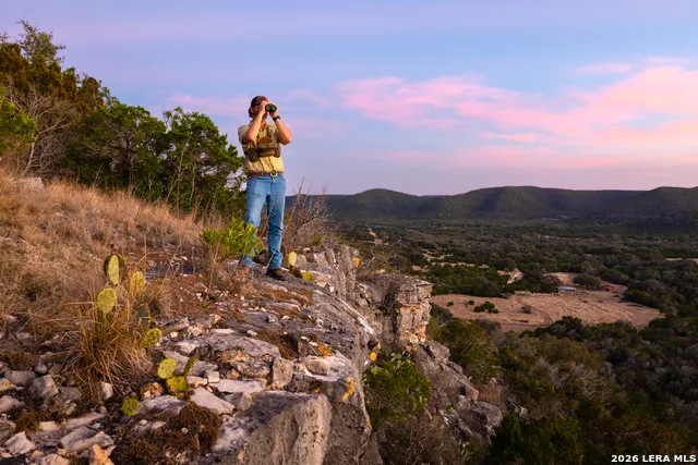 1030 Owl Hollow Leakey, TX 78873