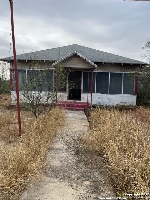 87 quinney Carrizo Springs, TX 78834