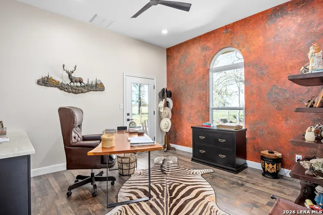 4205 Fredericksburg Rd Kerrville, TX 78028