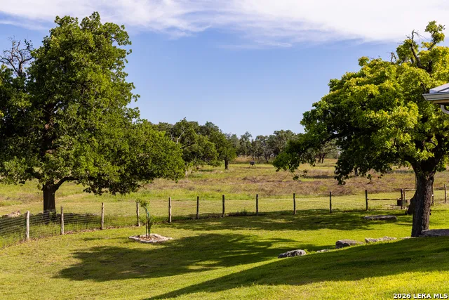 4205 Fredericksburg Rd Kerrville, TX 78028