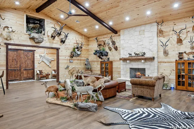 4205 Fredericksburg Rd Kerrville, TX 78028