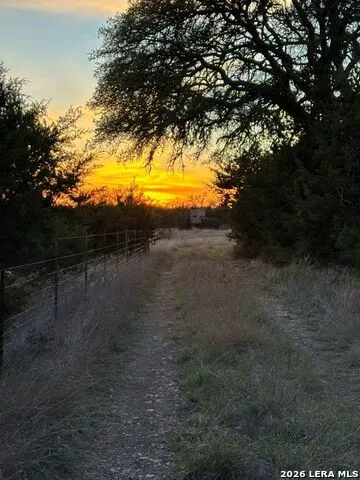 3738 DUDERSTADT RD Harper, TX 78631