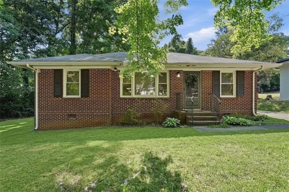 243 S Myrtle Street Winder, GA 30680