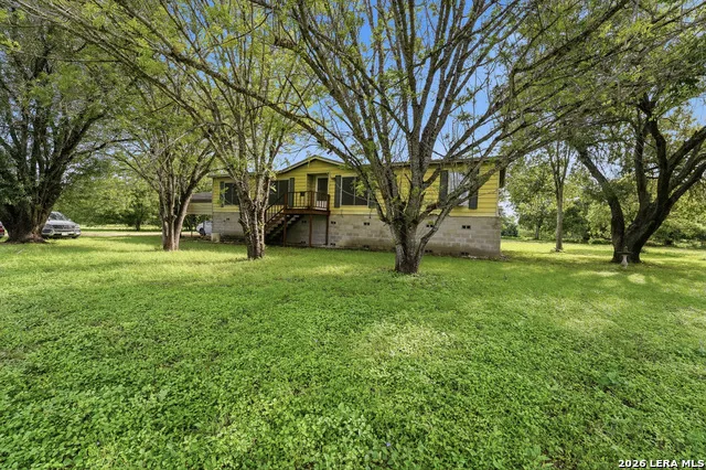 1301 Sea Willow Marion, TX 78124