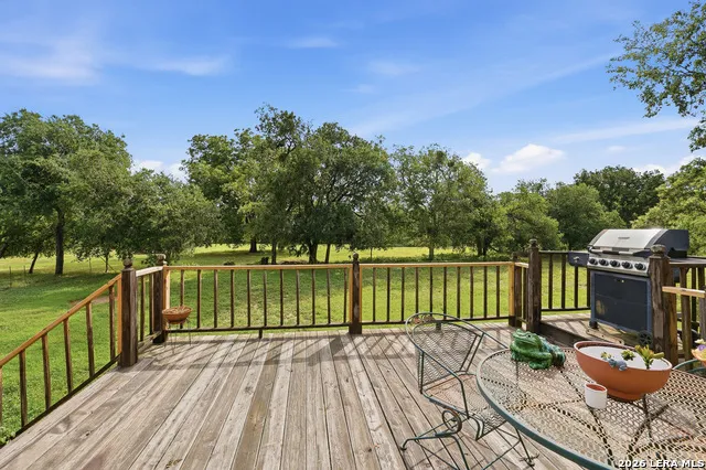 1301 Sea Willow Marion, TX 78124