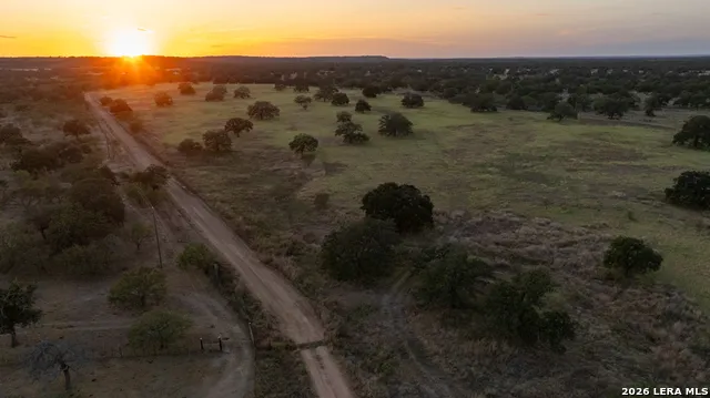 12805 Blackjack Rd Mason, TX 76842