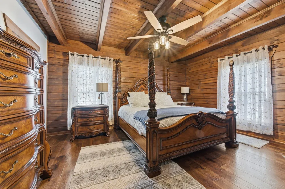 1118 Carrollville Landing Rd Clifton, TN 38425