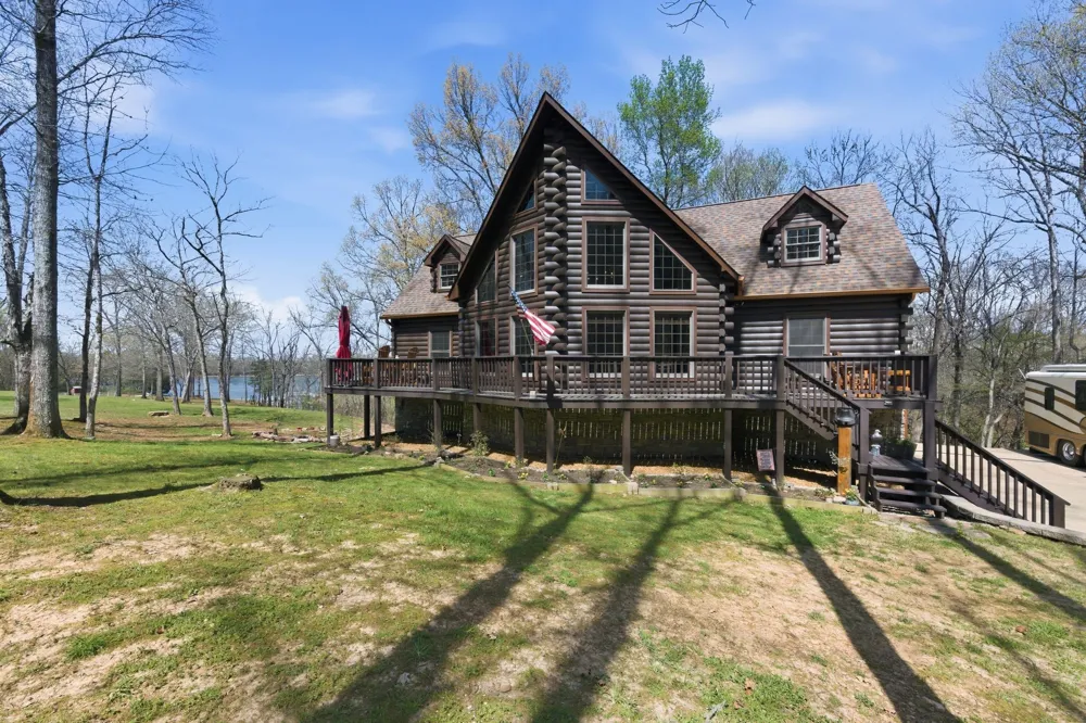 1118 Carrollville Landing Rd Clifton, TN 38425
