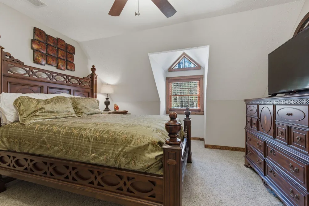 1118 Carrollville Landing Rd Clifton, TN 38425