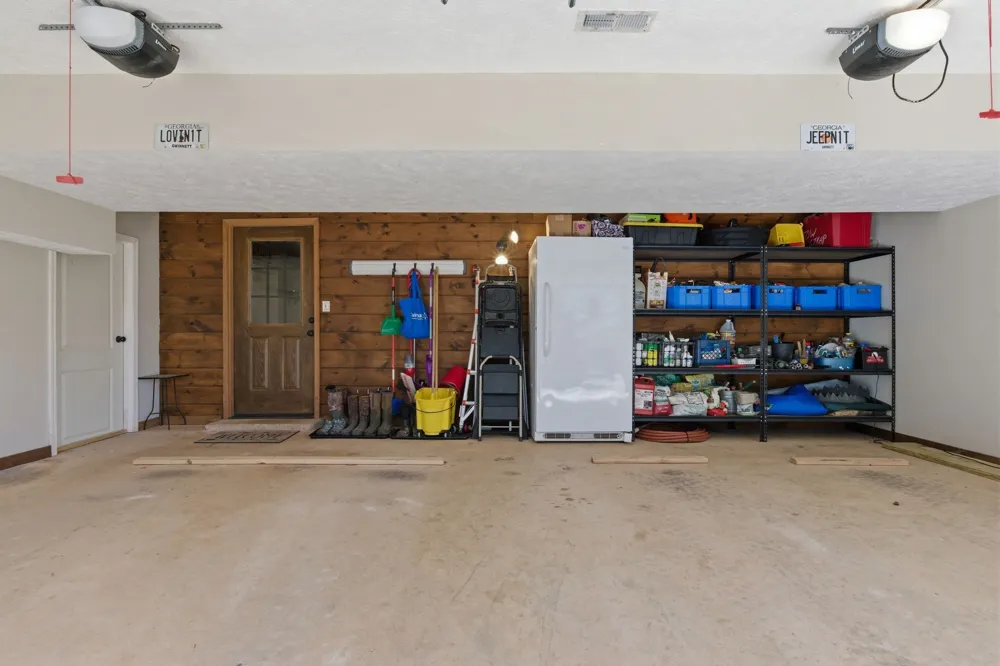 1118 Carrollville Landing Rd Clifton, TN 38425