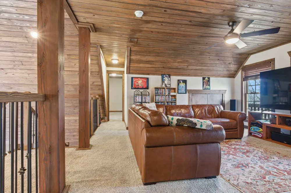 1118 Carrollville Landing Rd Clifton, TN 38425