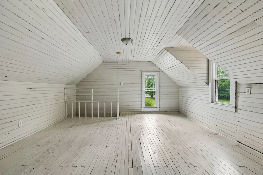 15 Sloan Branch Rd Pleasant Shade, TN 37145