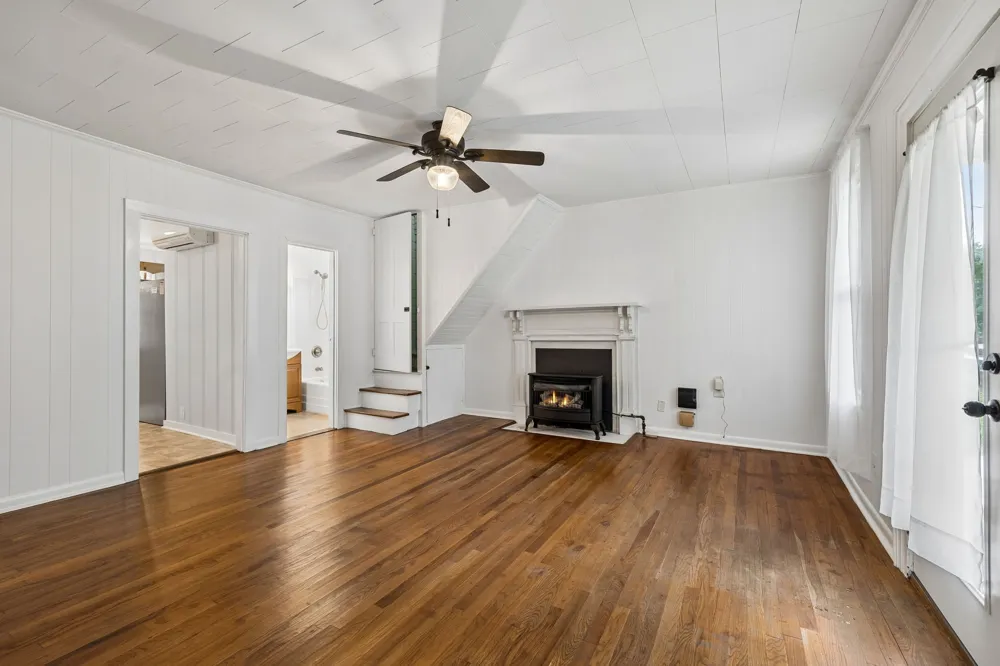 15 Sloan Branch Rd Pleasant Shade, TN 37145