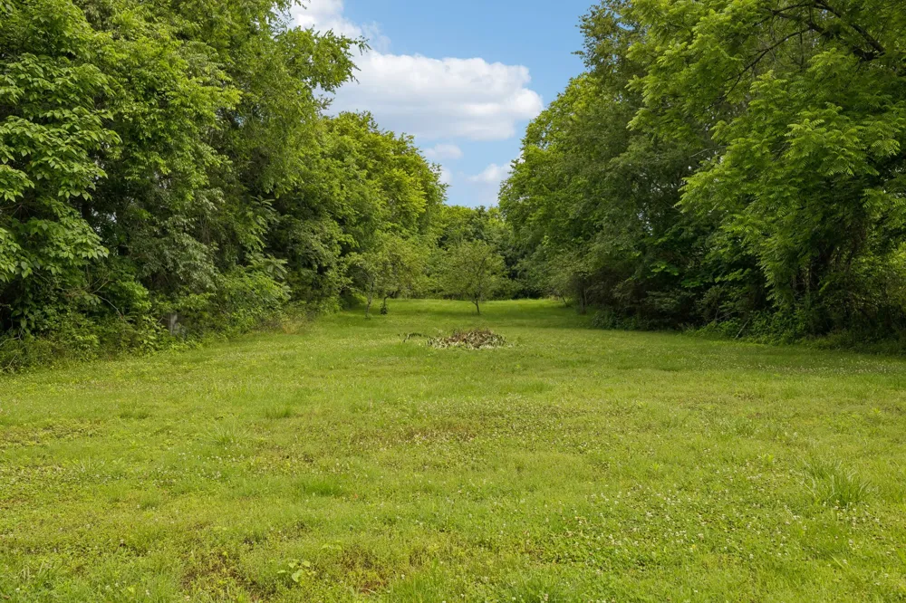15 Sloan Branch Rd Pleasant Shade, TN 37145
