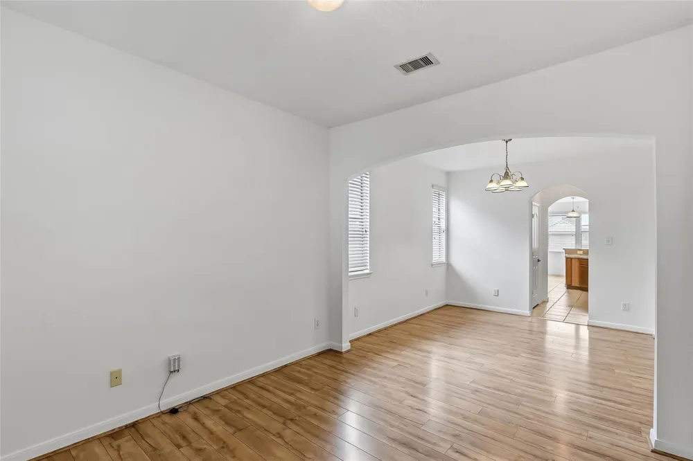 32014 Decker Oaks Drive Pinehurst, TX 77362