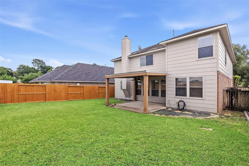 32014 Decker Oaks Drive Pinehurst, TX 77362