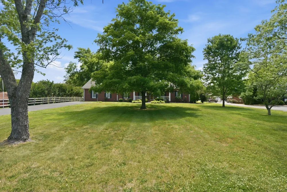 209 Cotton Ln Franklin, TN 37069