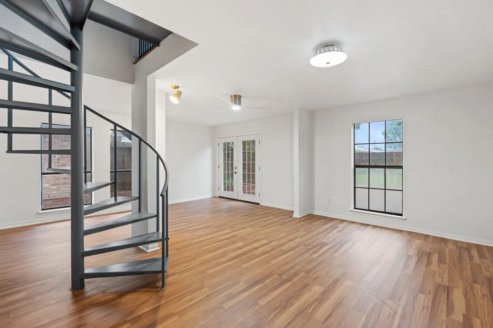822 Kaufman Drive Deer Park, TX 77536