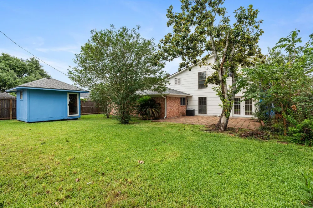 822 Kaufman Drive Deer Park, TX 77536