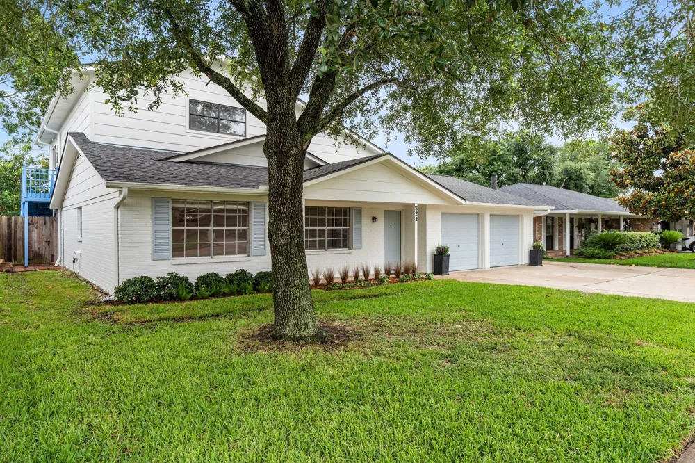 822 Kaufman Drive Deer Park, TX 77536