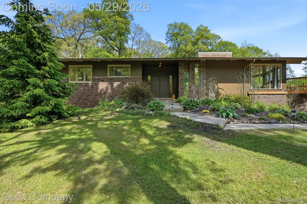 5130 Seymour Lake Road Brandon Charter Township, MI 48371